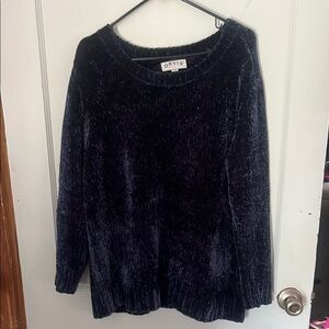 Orvis Women's Navy Sweater
